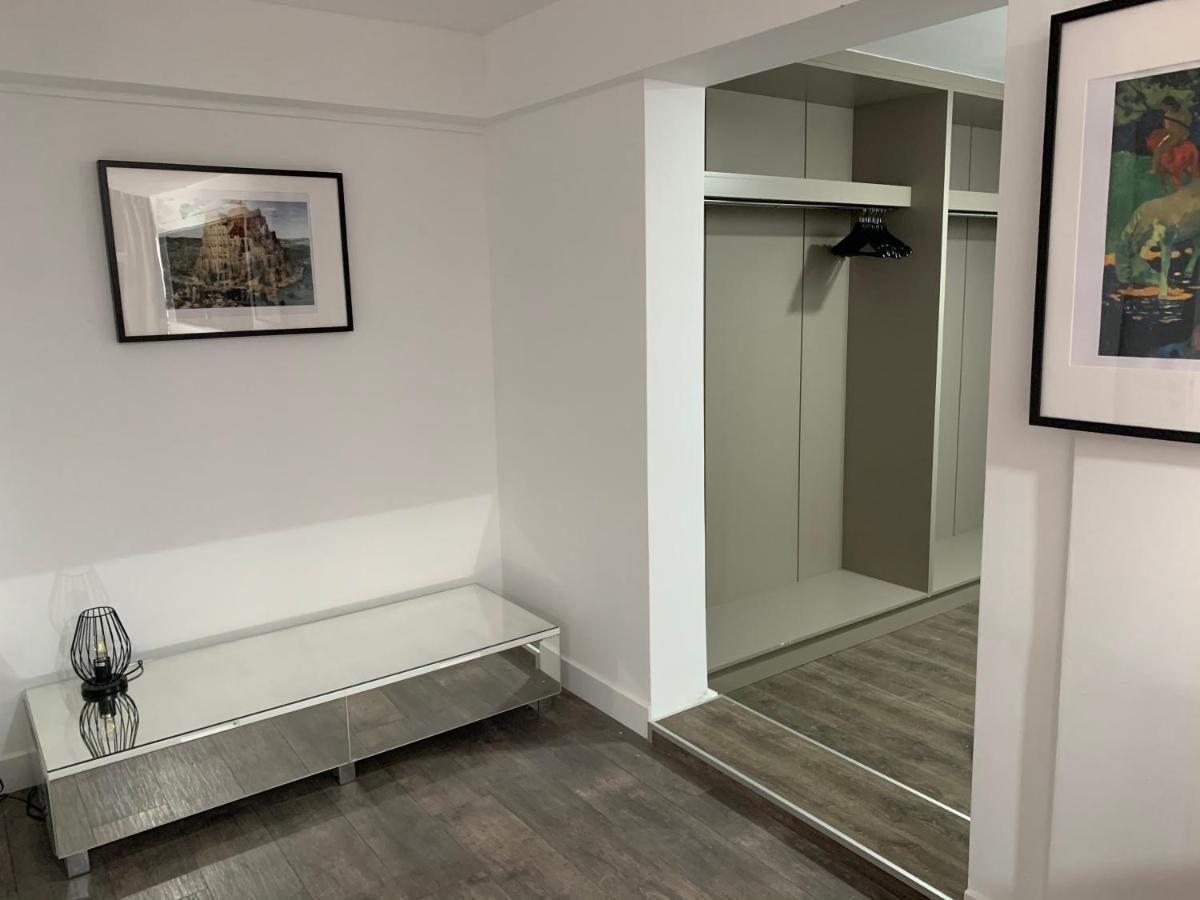Pasithea Family Apartment Larnaca Buitenkant foto